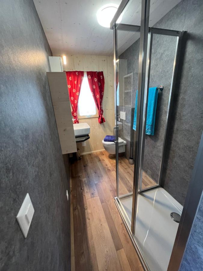 Bungalow Miralago In Camping Cavresc, Via Dal Cavresc 1, 7746 Le Prese-Poschiavo Bagian luar foto